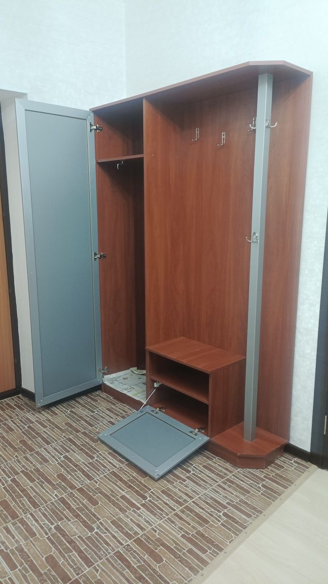 Продам шкаф-прихожую