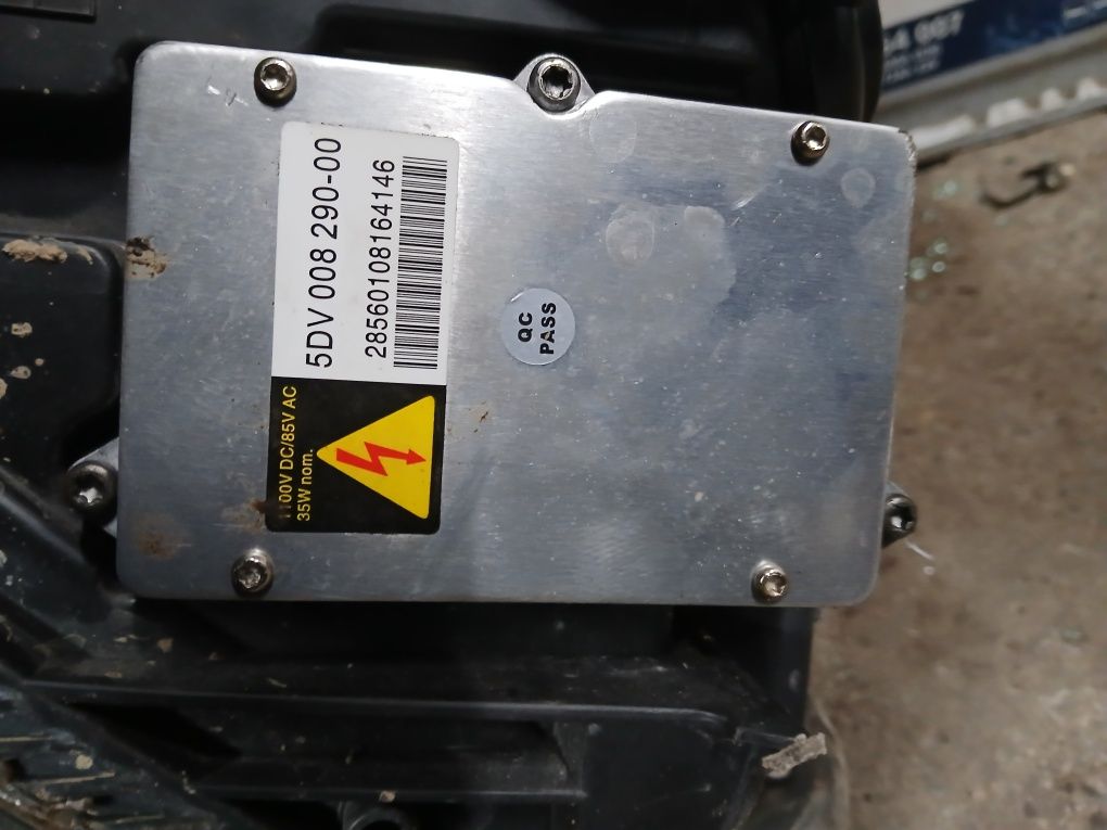 Far Dreapta Bixenon Audi A6 C6 din 2006