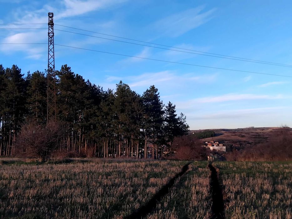 Земеделска земя област Перник, град Батановци 4451кв.м