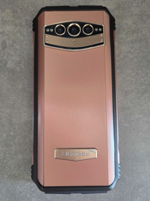 Мобилен телефон Dodgee