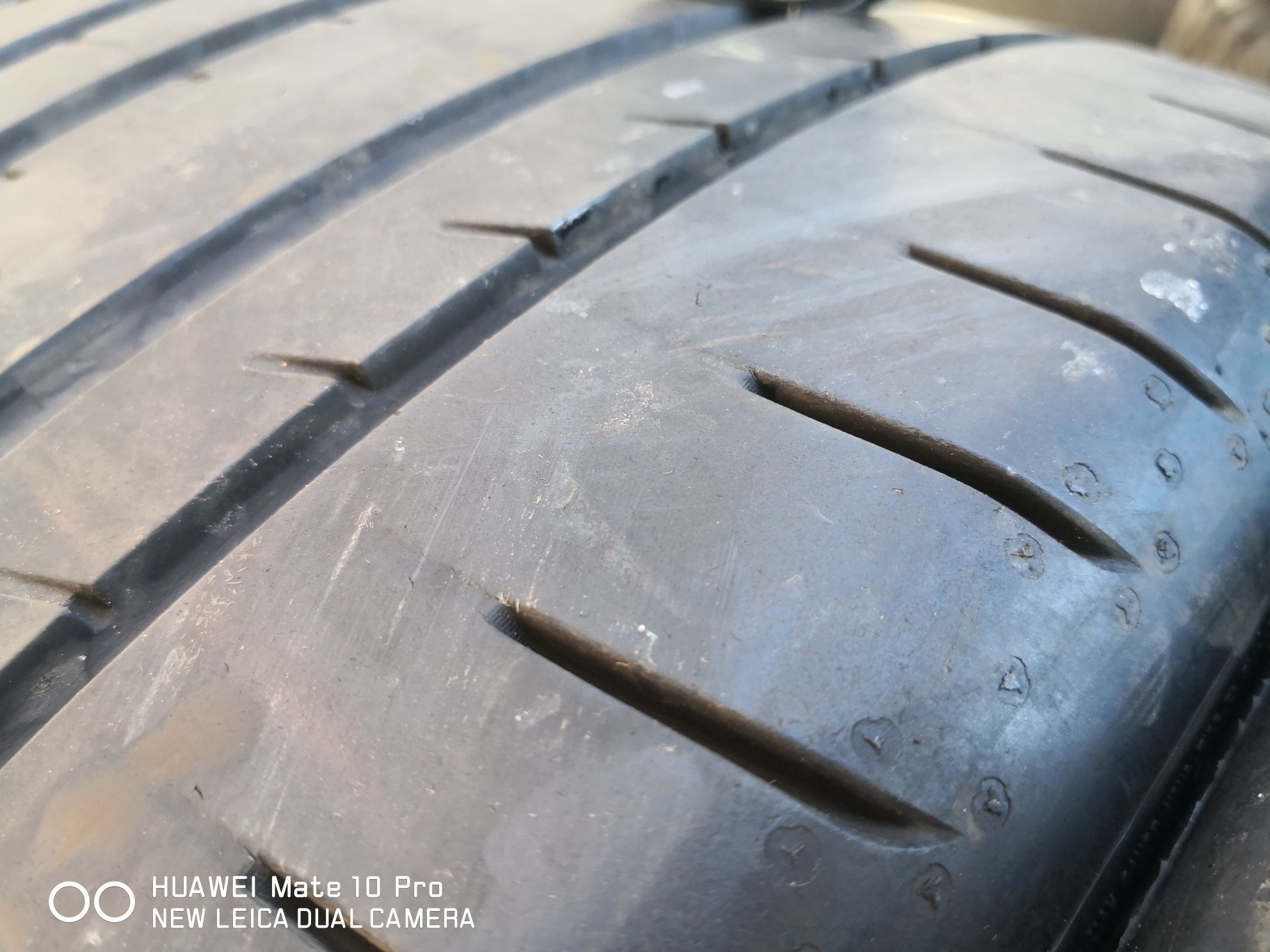 245 35 20 цола предни 275 30 20 задни гуми спорт пакет Goodyear