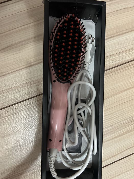 Четка за изправяне