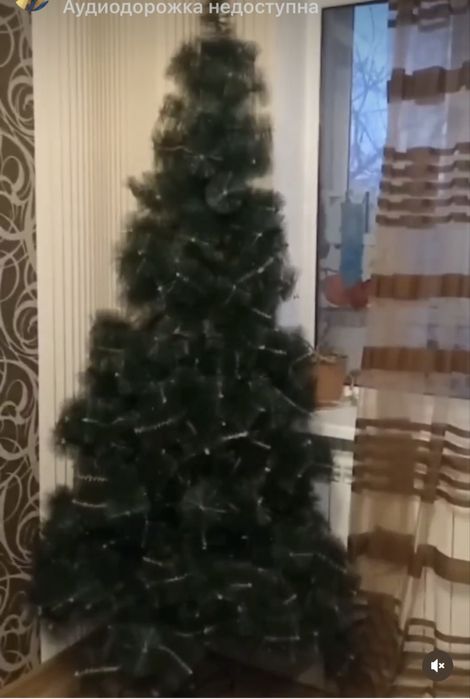 Продаю елку искусственную в отличном состоянии