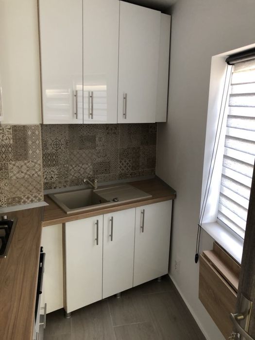 Garsoniera de inchiriat !!!