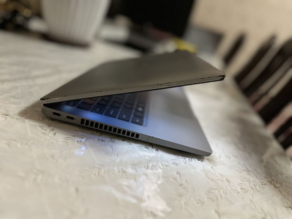 Dell 8/256 i5  11 gen 2025