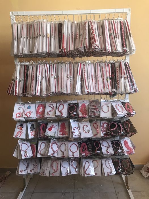 Налични!Нови!Мартеници на стелаж  до -68% от продажната цена!ПРОМОЦИЯ!