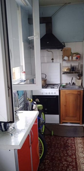 Юнусабад 12 квартал Продается квартира 1/1/9