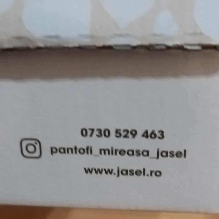 Sandale mireasa in stare impecabila