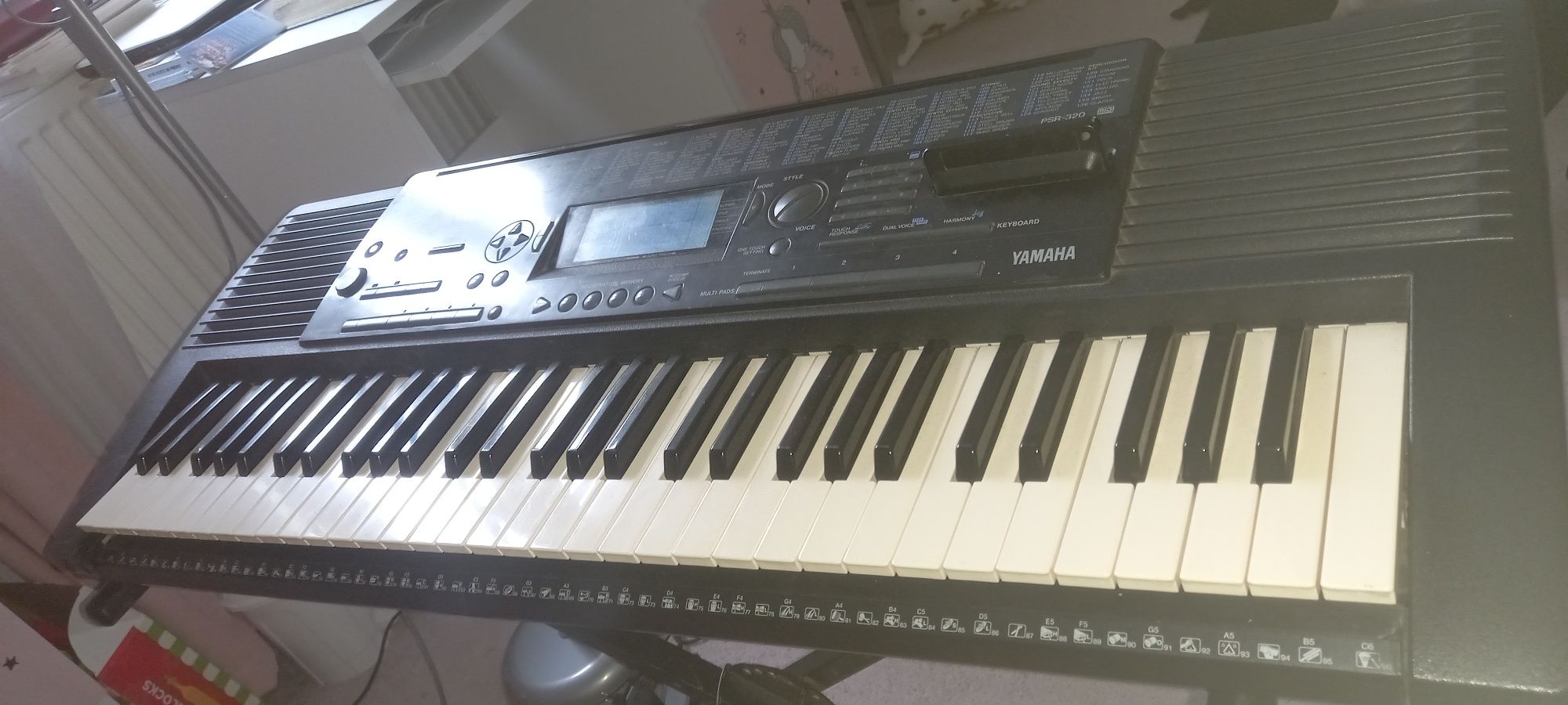 Yamaha psr 320, orga electronica, de studiu