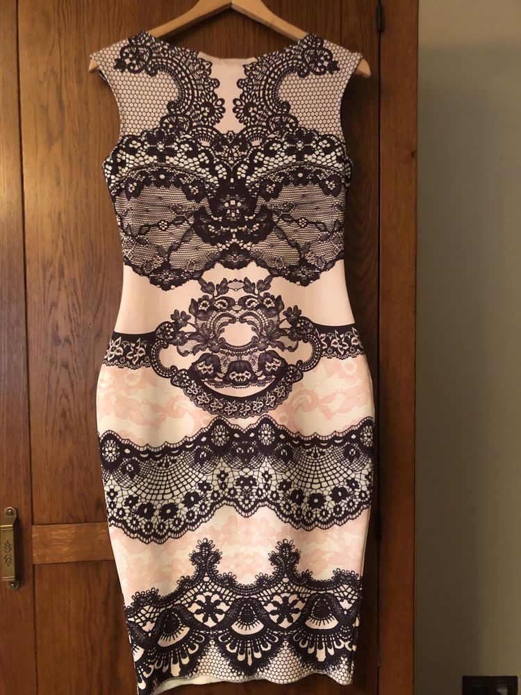 Rochie roz , Lipsy, marimea M