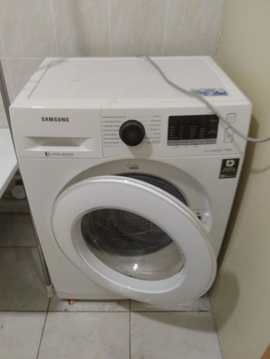 Продам стиральную машину