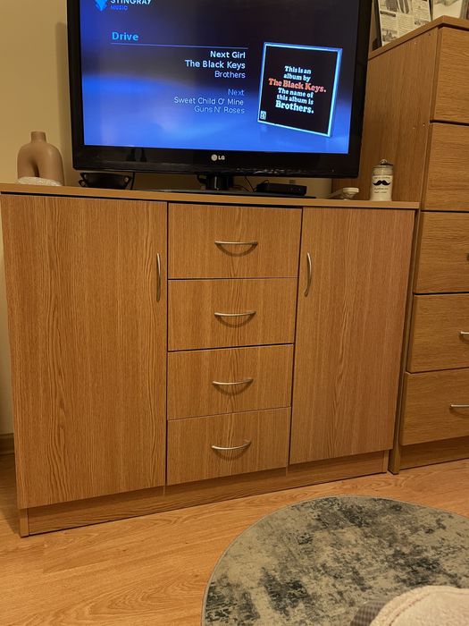 Скрин / комод от Jysk в безупречно състояние