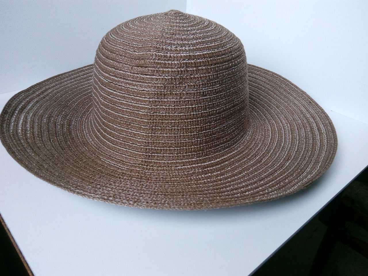 шляпа женская,стилизованная под соломенную