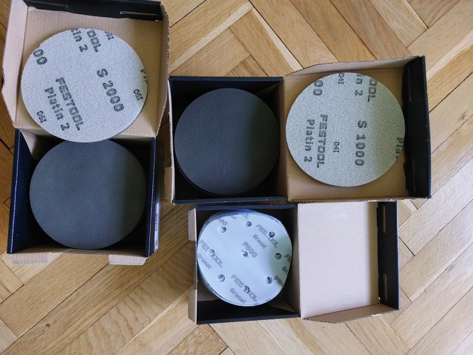 Foi abrazive și systainer de la Festool
