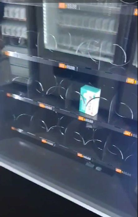 Ново!!! Промо-Вендинг машина с тъч и асансьор!