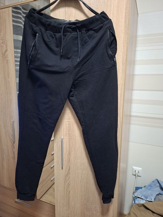 Мъжки черен анцунг