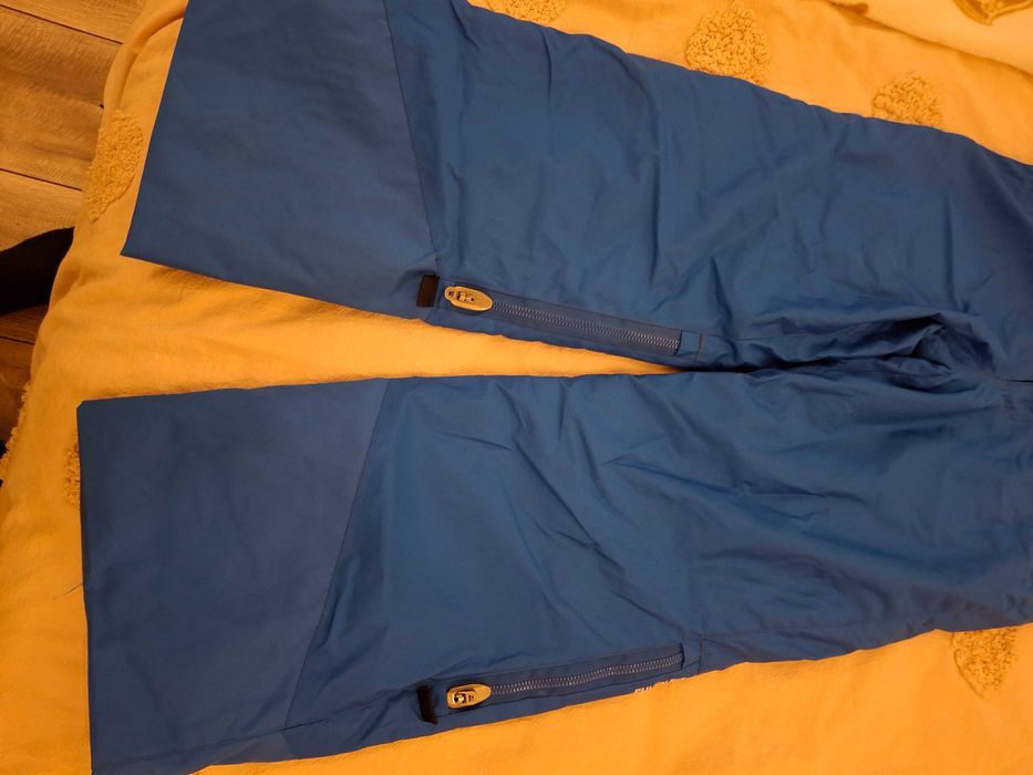 Детски ски панталон декатлон Англия,син,6-8 години,идеално състояние