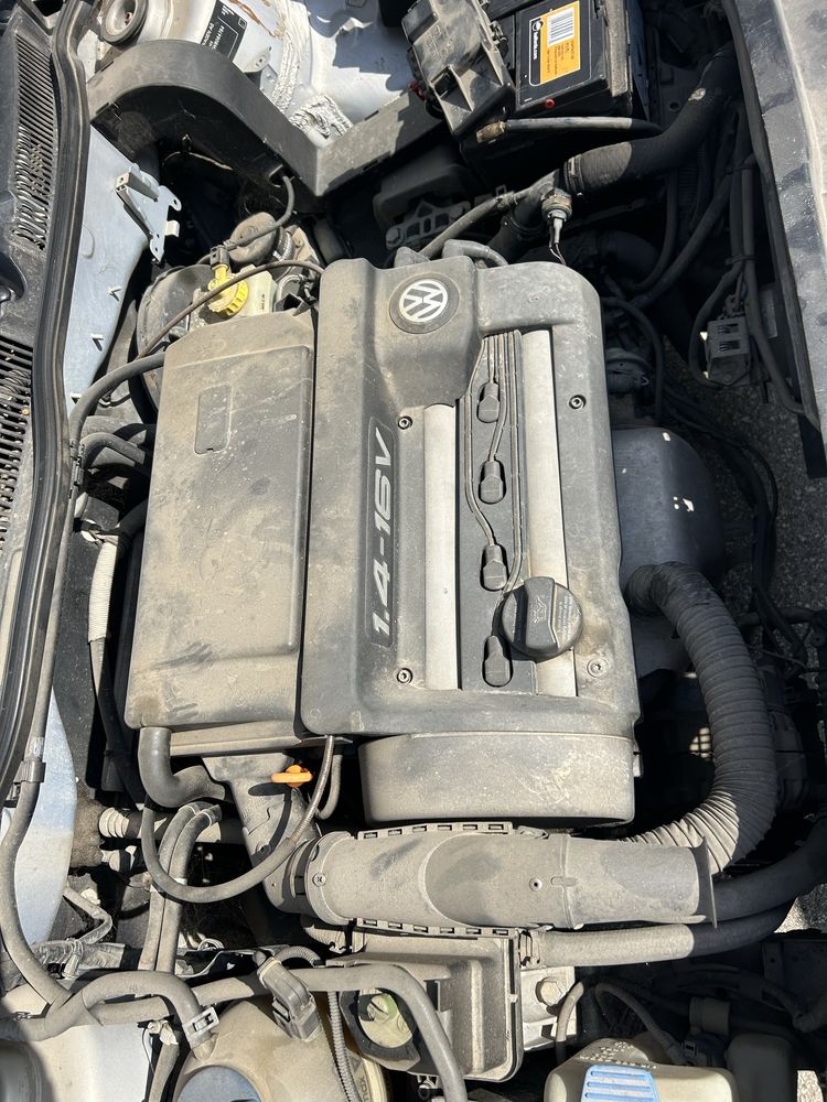 Голф 4 1,4 75кс на части/VW golf 4 1,4i 75ks na chasti