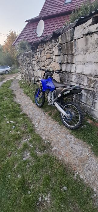 Yamaha yz125 2t.