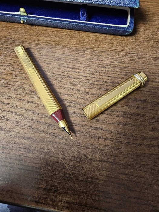 Stilou les must de cartier