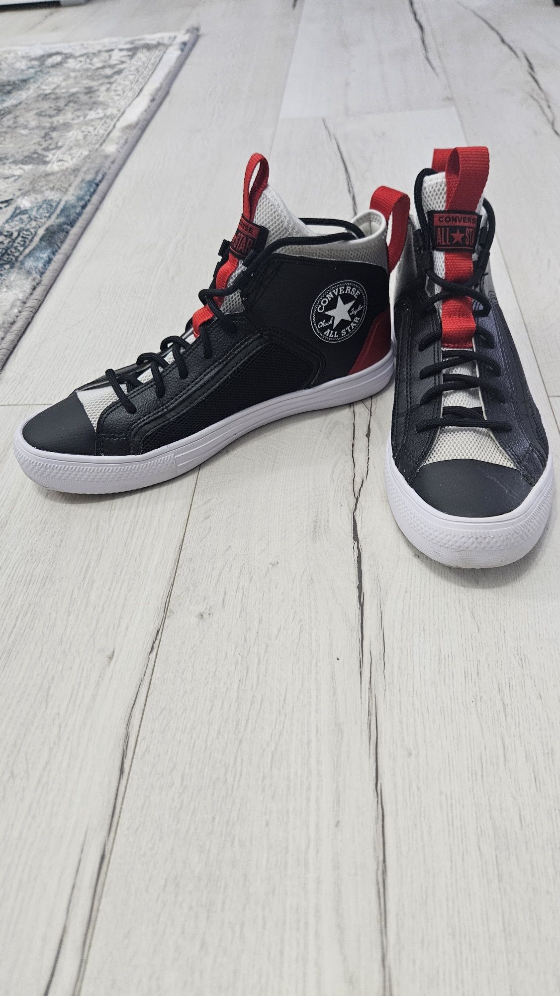 Tenisi Converse- Pantofi sport unisex inalti Chuck Taylor 41