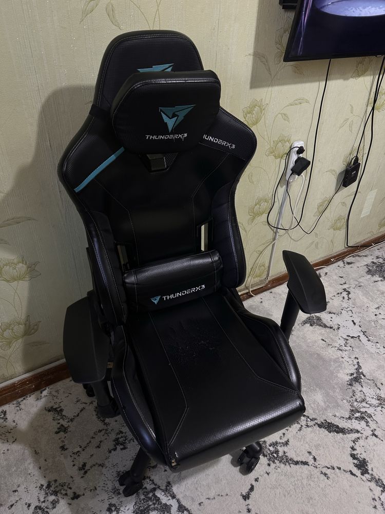 Игровое кресло THUNDER