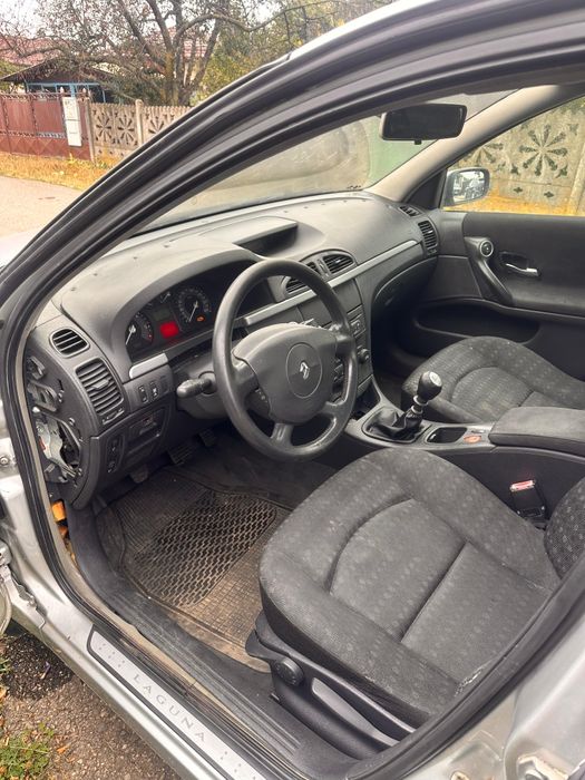 Renault laguna 2 facelift defecta