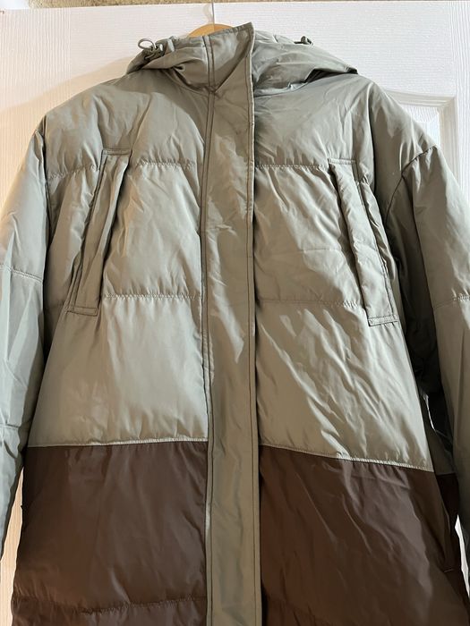 Зимняя куртка в отличном состоянии
