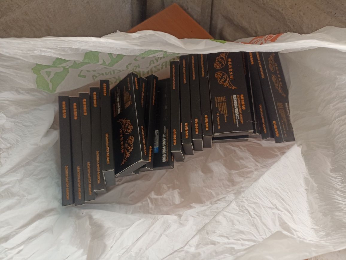 Оперативная память DDR4 8gb 3200 мгц.