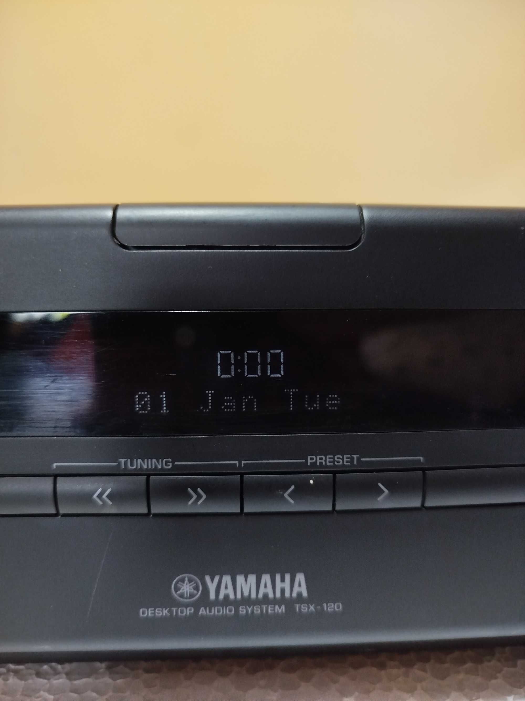 Radio Docker Yamaha Model TSX-120. Sunet foarte bun! Model deosebit!!!