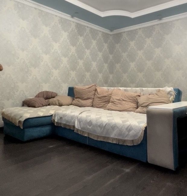 Продаётся угловой диван