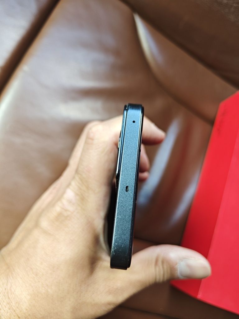 OnePlus Ace/10R 5G, 8/256 gb.