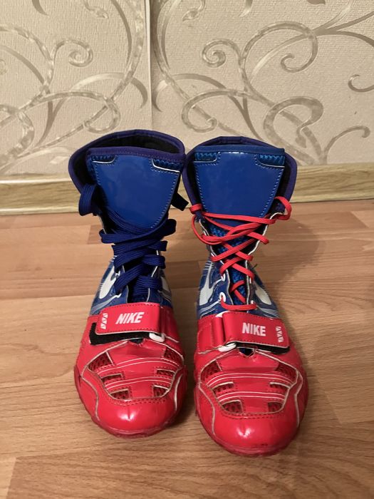 Боксерки найк синий красной расцветки