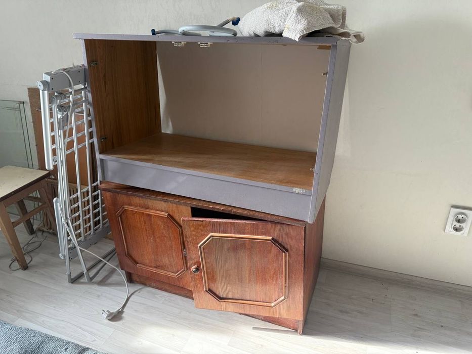 Срочно отдам шкафы