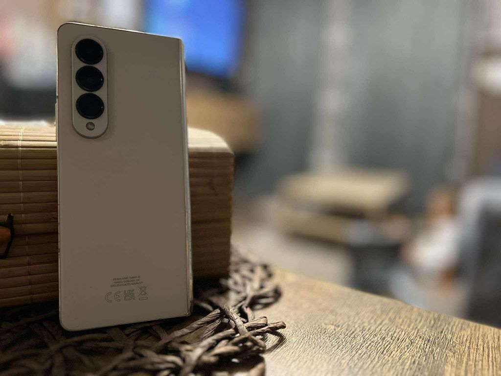 Samsung Galaxy Z Fold 4