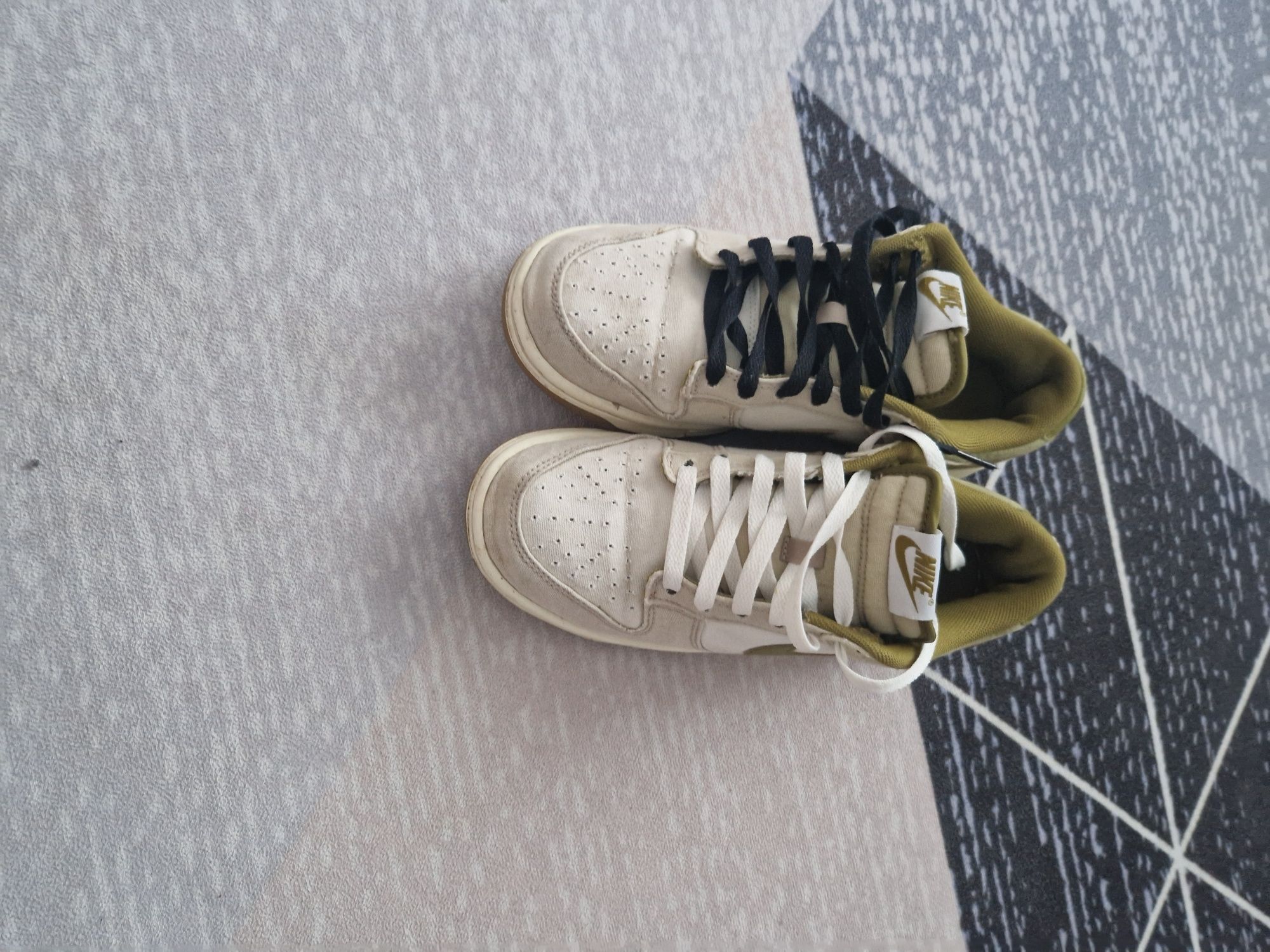 Adidasi nike dunk