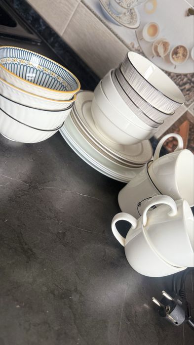 Разная посуда  за 8000 тыс