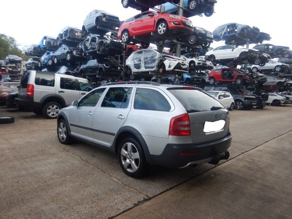 Set fete usi Skoda Octavia 2 2007 COMBI SCOUT 2.0 TDI BMM