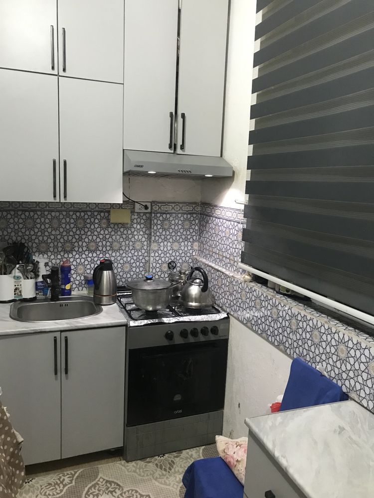 Чилонзор 12 кв,  1/1/4 , не торец, без маклер, можно под офис