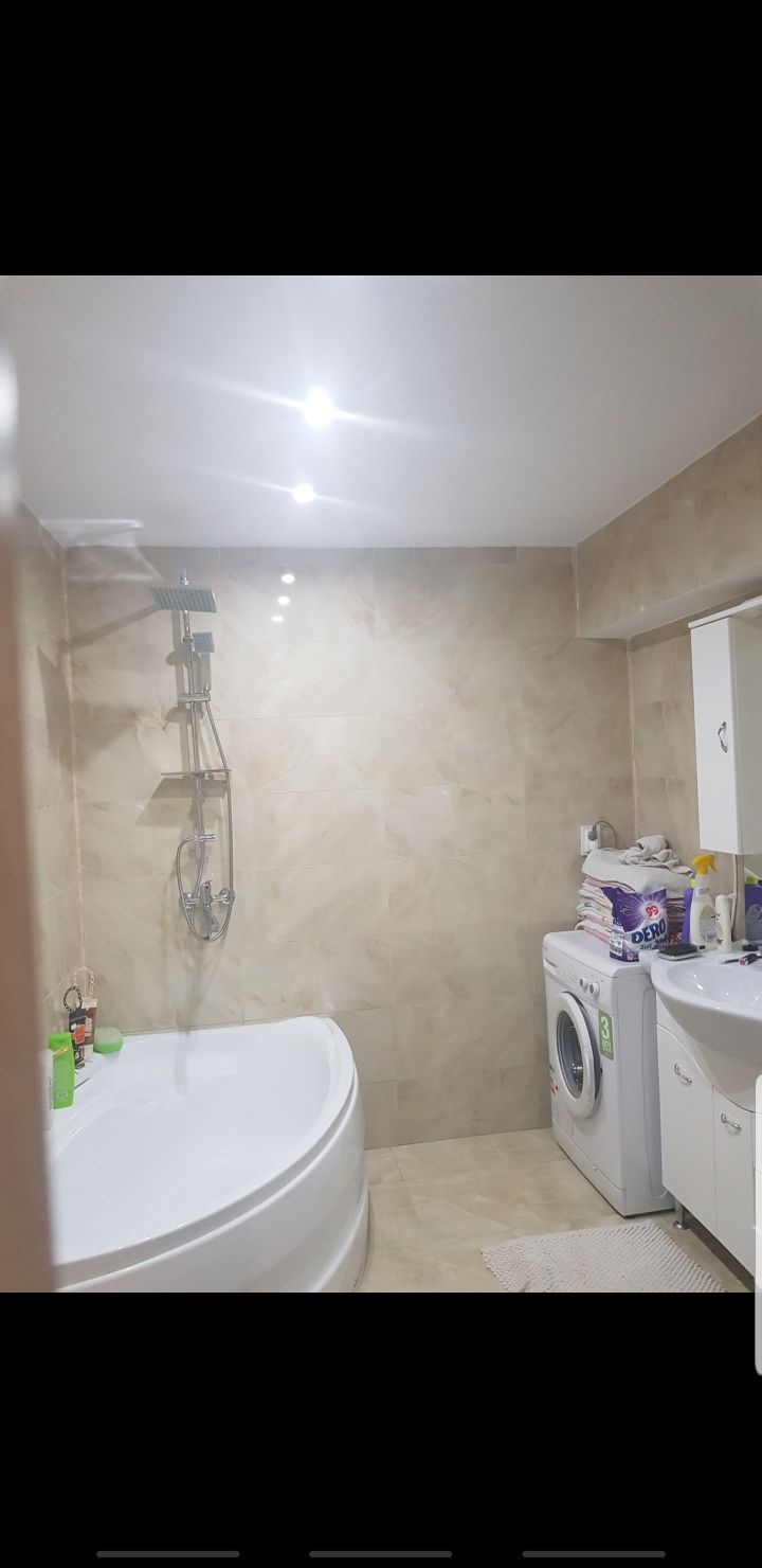 Apartament de vanzare 3 camere Turda.