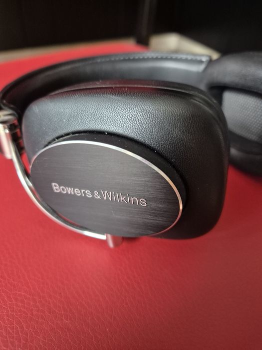 Casti Bowers&Wilkins