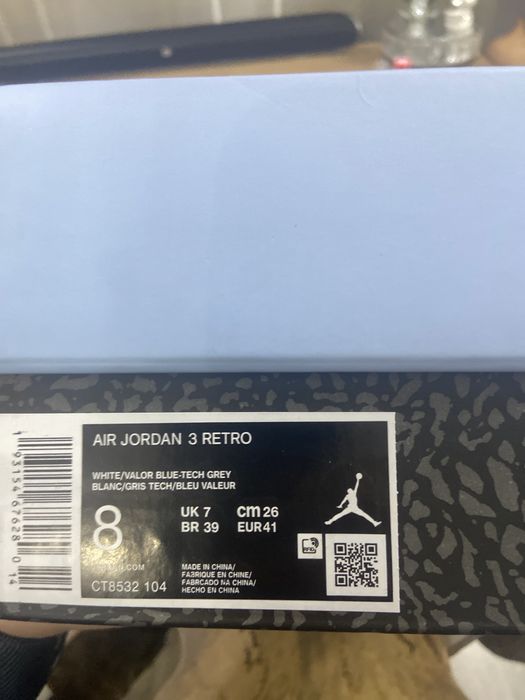 Air Jordan 3 UNC