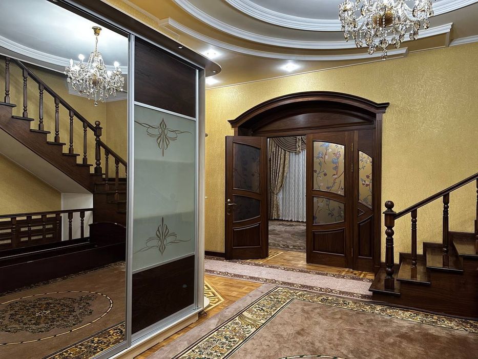 Юнисабод Хокимияти енида Участка