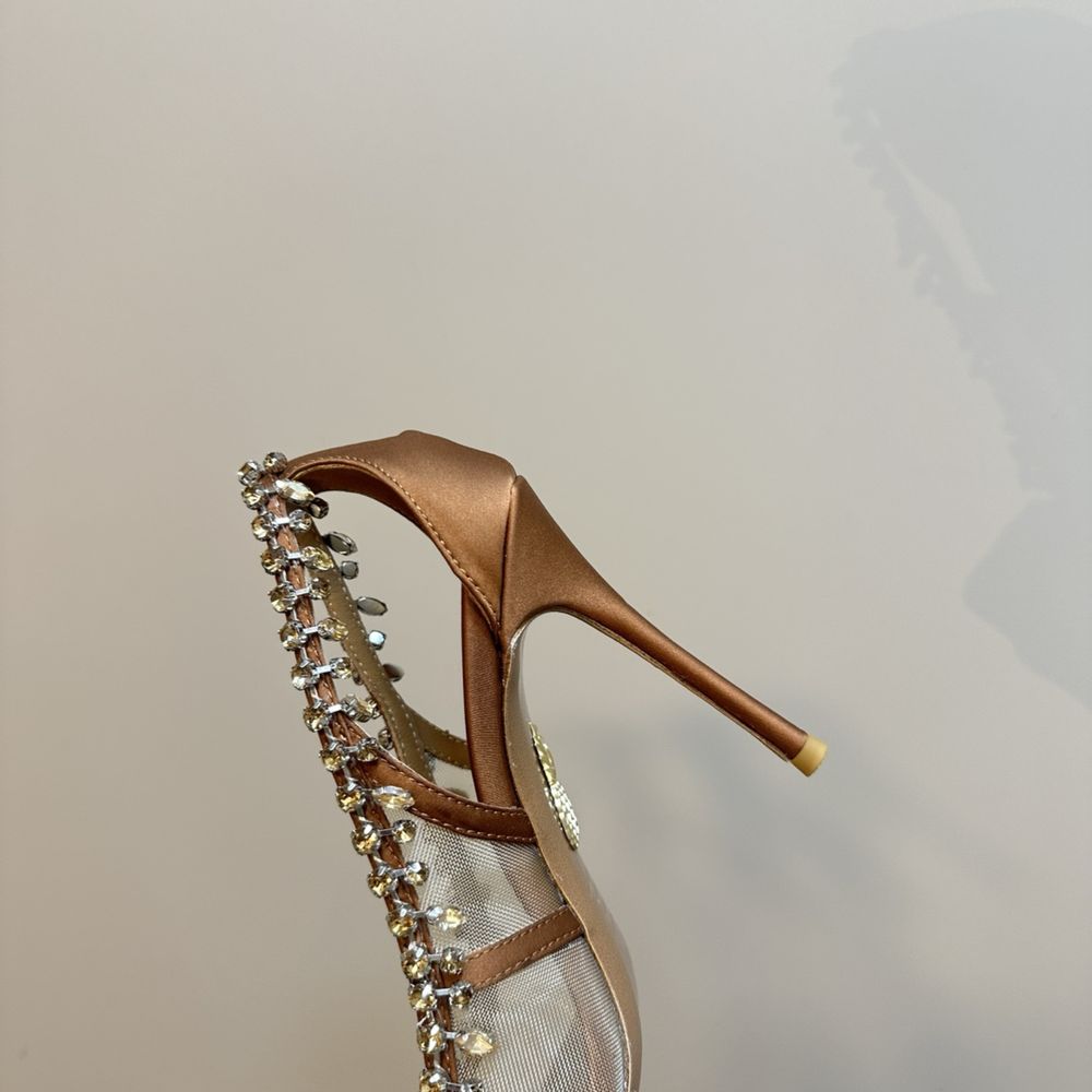Pantofi Aquzzura