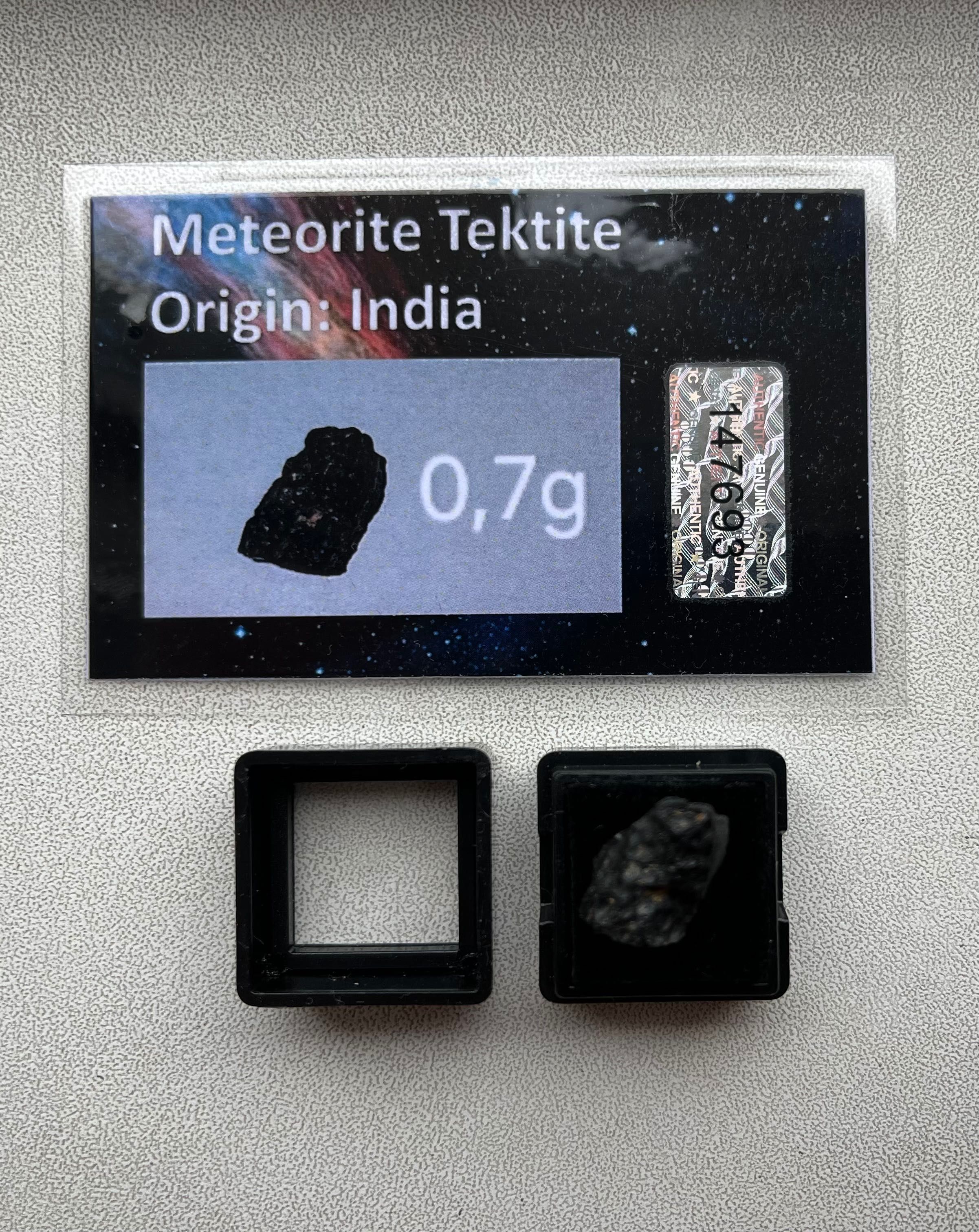 Камък от Метеорит Тектит