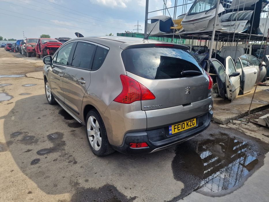 Dezmembram Peugeot 3008 2010 1.6hdi 9HZ Euro 4