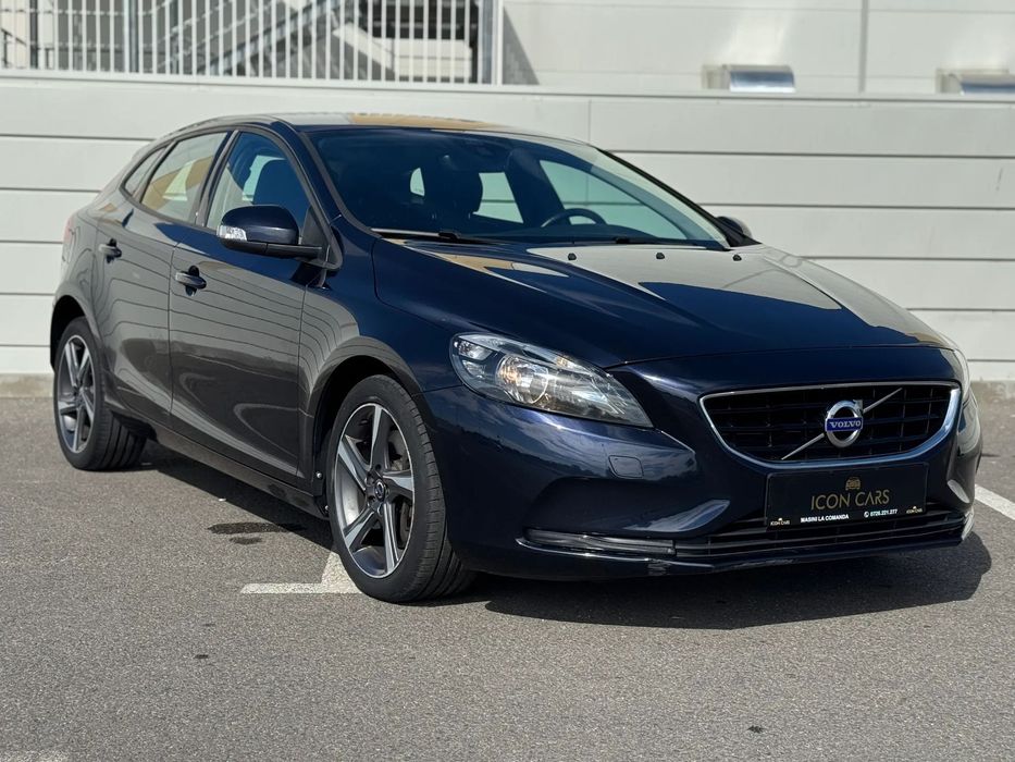 Volvo V40 R-Design / Navi / Euro 6