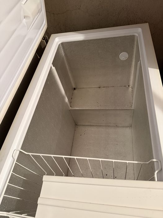 Хоризонтален фризер