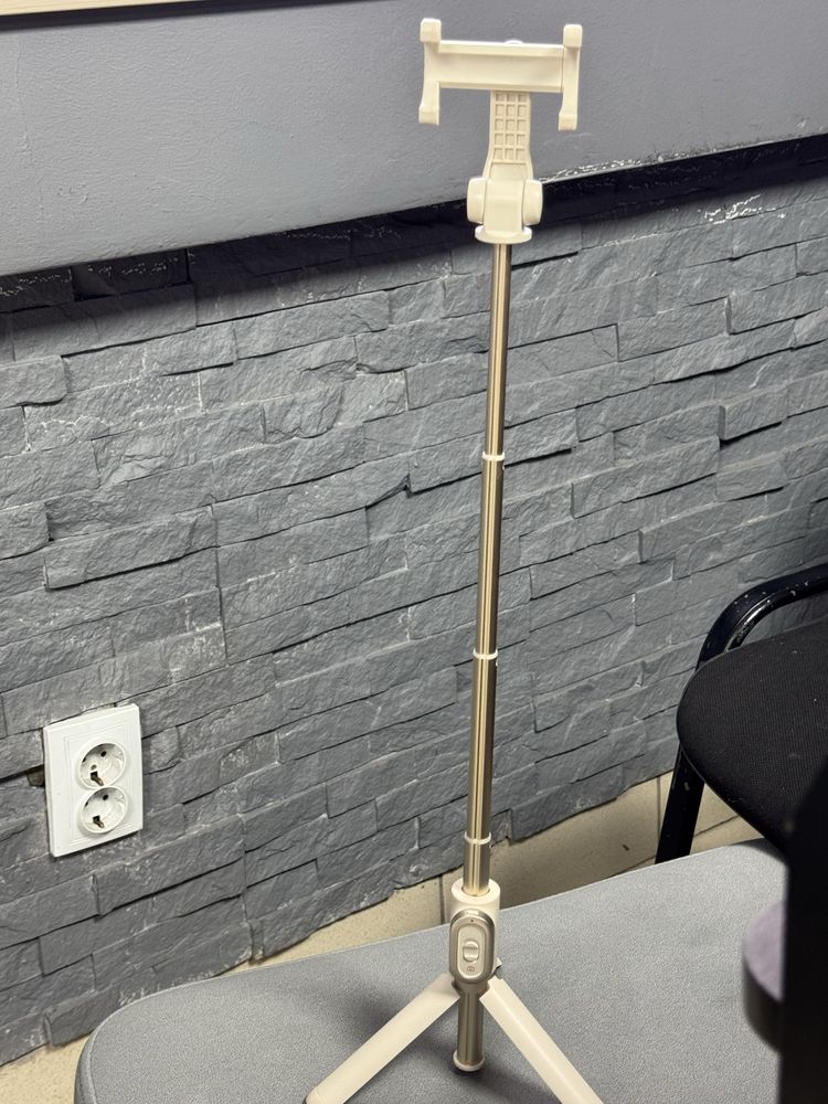 Штатив Xiaomi Mi Tripod Selfie