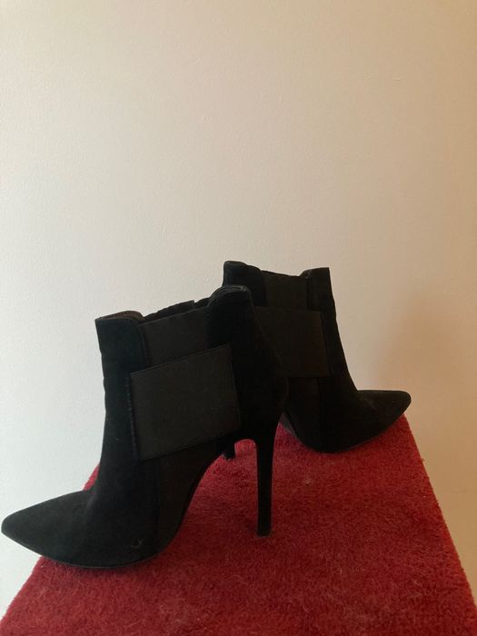 Ghete piele intoarsa